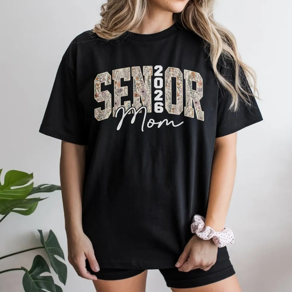 Senior Mom 2026 T-Shirt | Retro Floral Graduation Design | Premium Soft Cotton Tee | Class of 2026 Proud Parent Gift