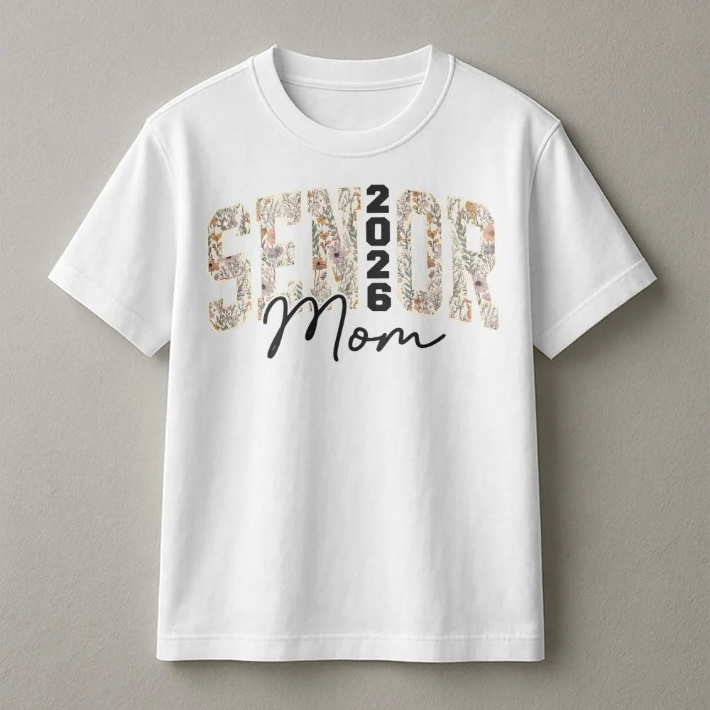 Senior Mom 2026 T-Shirt | Retro Floral Graduation Design | Premium Soft Cotton Tee | Class of 2026 Proud Parent Gift